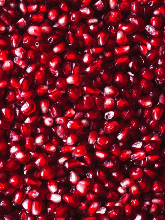 The Power of Pomegranate: Unveiling the Health and Nutritional Benefits